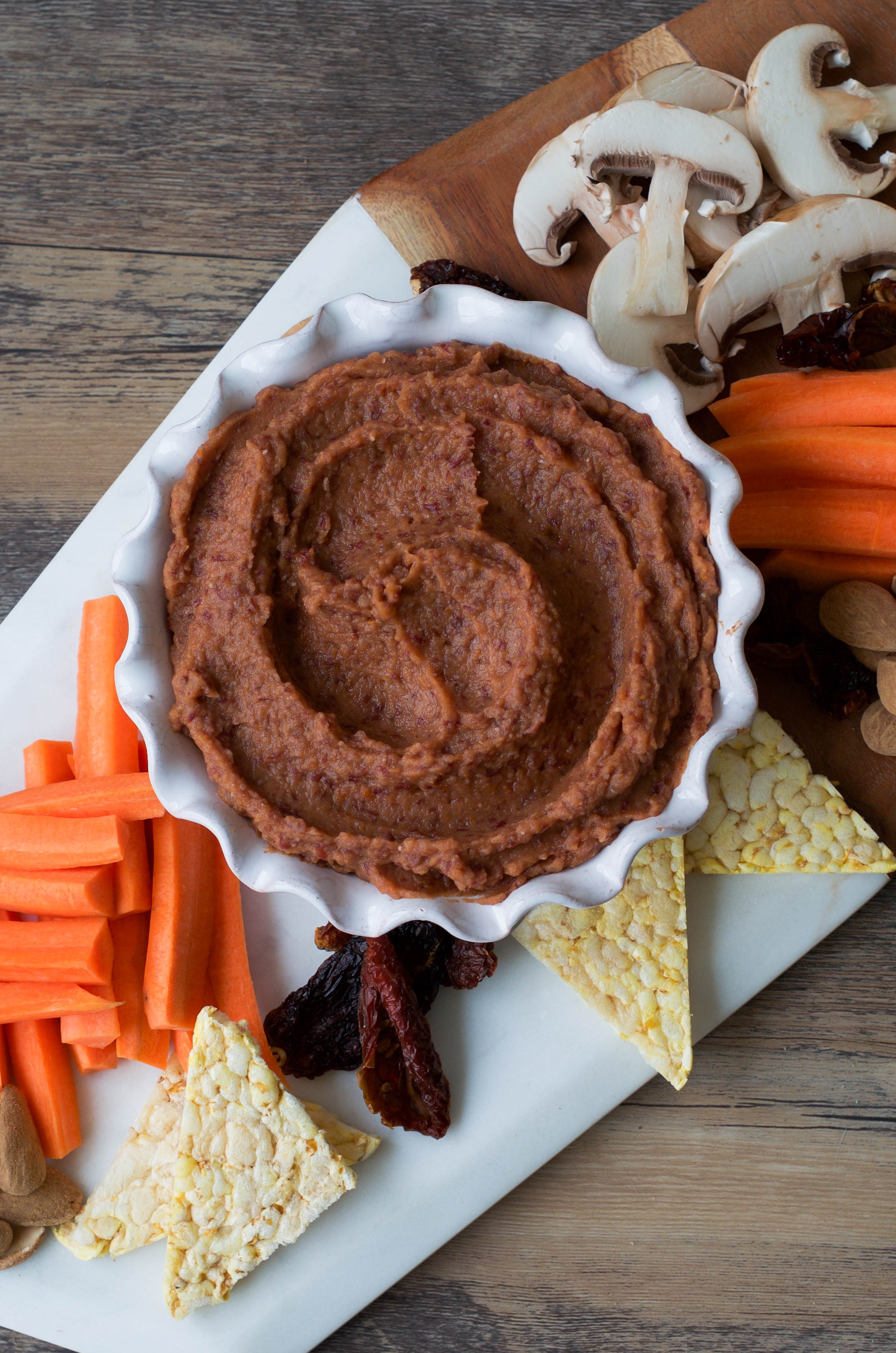 Red Kidney Bean Dip - Wanders and Greens